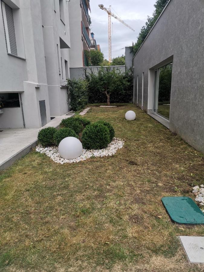 B&B Portello Le Terrazze 1 มิลาน ภายนอก รูปภาพ